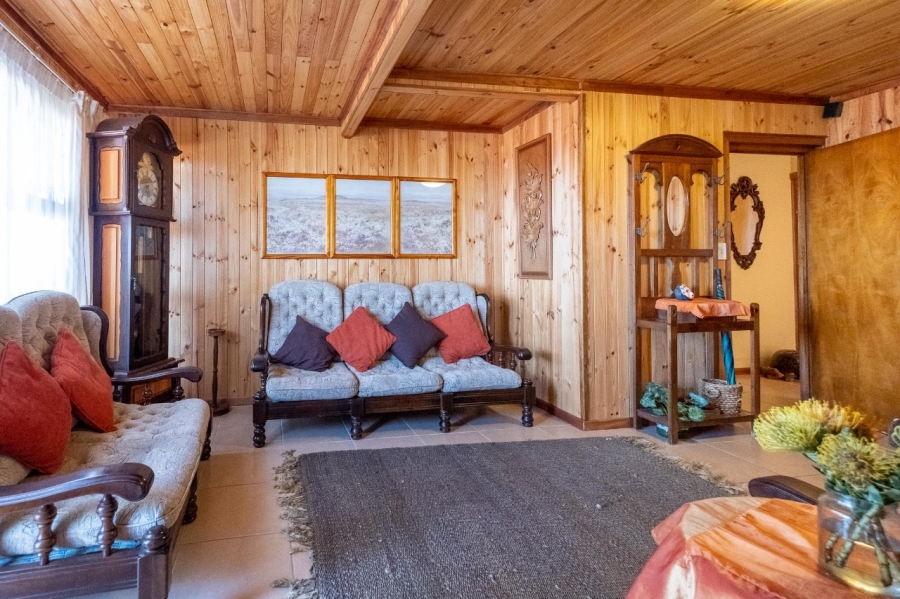 4 Bedroom Property for Sale in Herolds Bay Western Cape